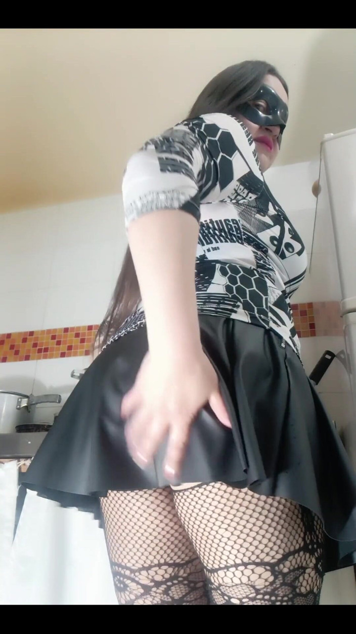 Valery Saenz xxx: Aunty and Nephew Fantasy!! I'm a Slutty Wife and I...