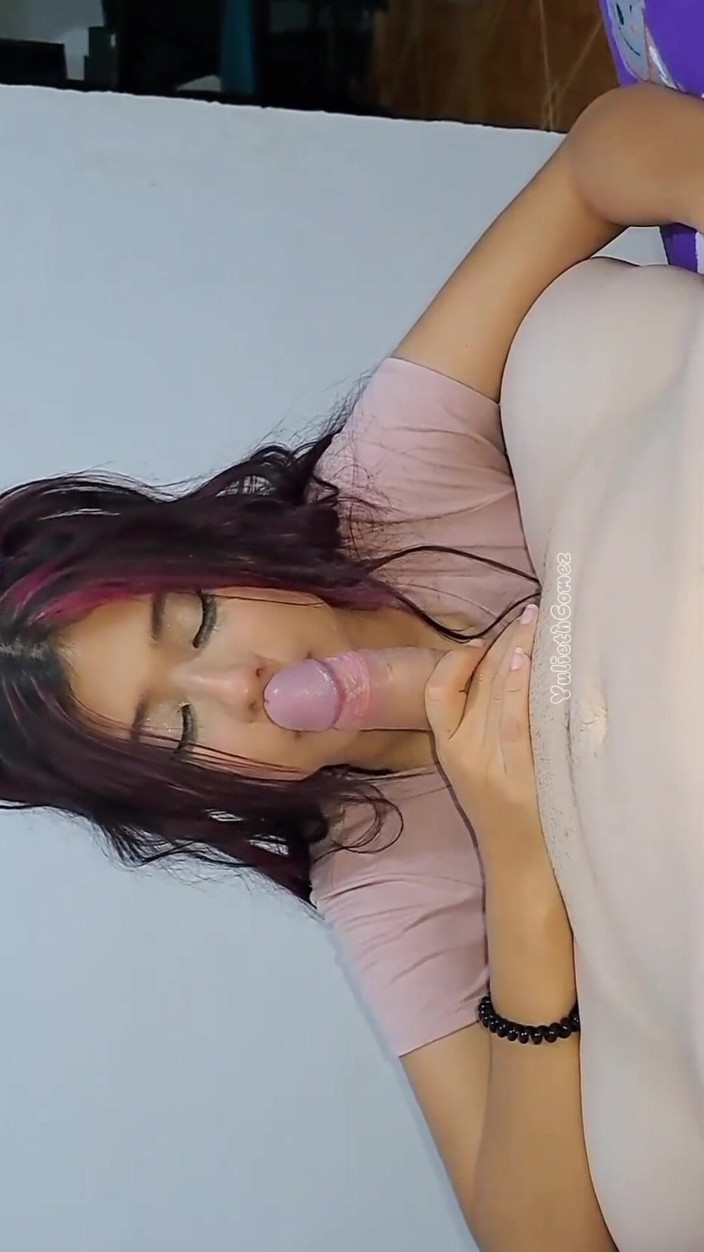 Yulieth Gomez: Ateşli fitness modeli gerçek bir fotoğraf çekimi sırasında sikiliyor