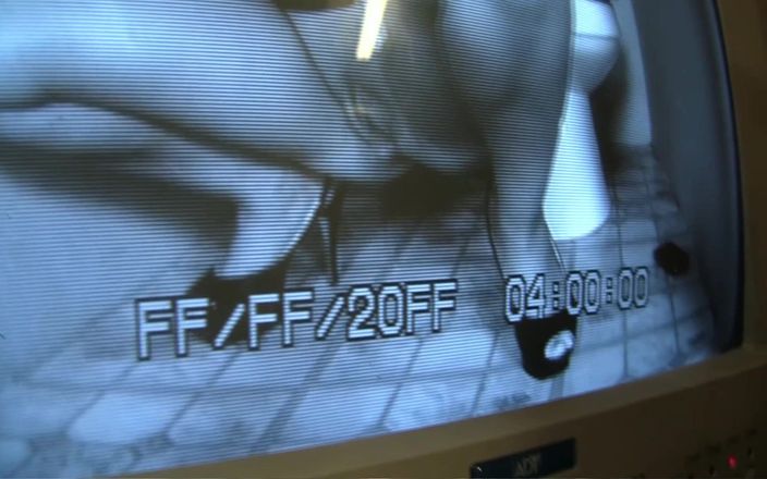 Pervy Studio: Cazzo enorme ai gloryholes