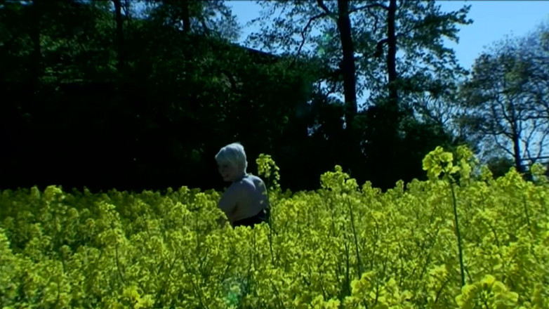 BDSM Deutschland: いたずらな農家の娘 ダブルペネトレーションの挑発