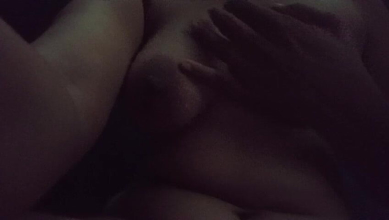 Miya White: Intense Finger Masturbation of the Clitoris and Penetration