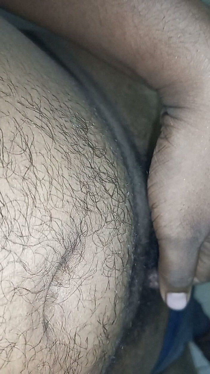 Fucking my wife: meri patni bara kaala land chaat rahi hai aur chudaee...