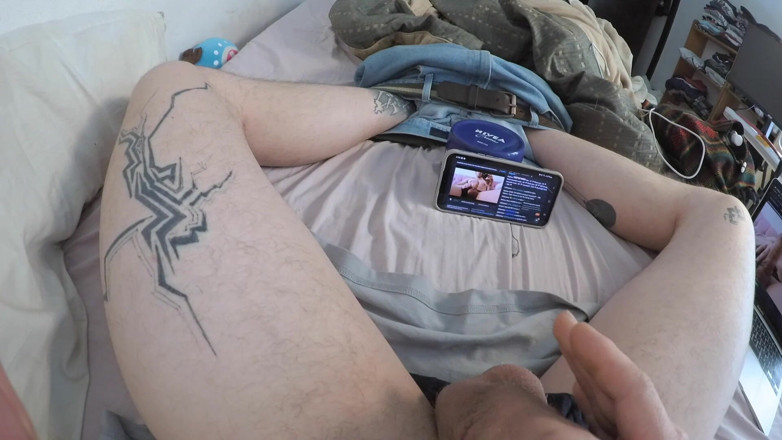 Tonny Maden: I Could'nt Hold My Cum in This Live Sessions I...