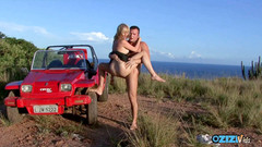 Zizi Vids: La troia ringrazia uno sconosciuto per il suo aiuto con...