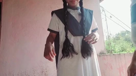 Awek kolej melakukan kerja kotor dengan teman lelakinya