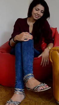 Super Cute Footgirl Misa and Her Sexy Bare Soles