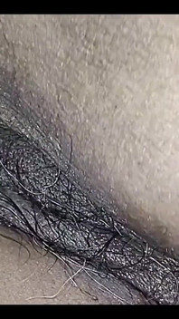 我毛茸茸的阴户饿了