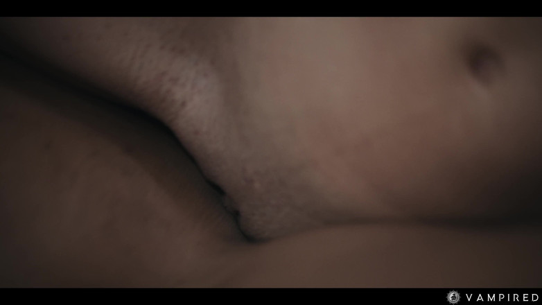 Vampired: 秘密の感情 第一幕