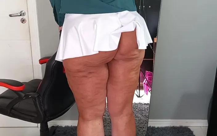 Sexy ass CDzinhafx: I Wearing Sexy Skirt