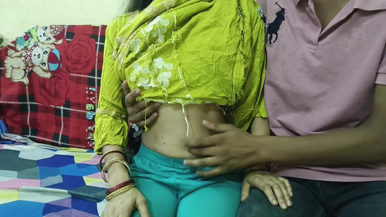Your kavita bhabhi: 印度哥进入18岁继子的房间做爱
