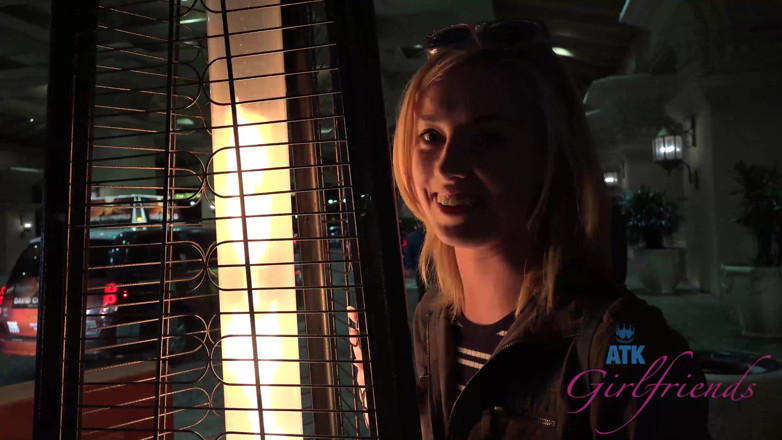 ATK Fans (Girlfriends): Tatlı Haley Reed ile Las Vegas'ta sanal tatil 1/3