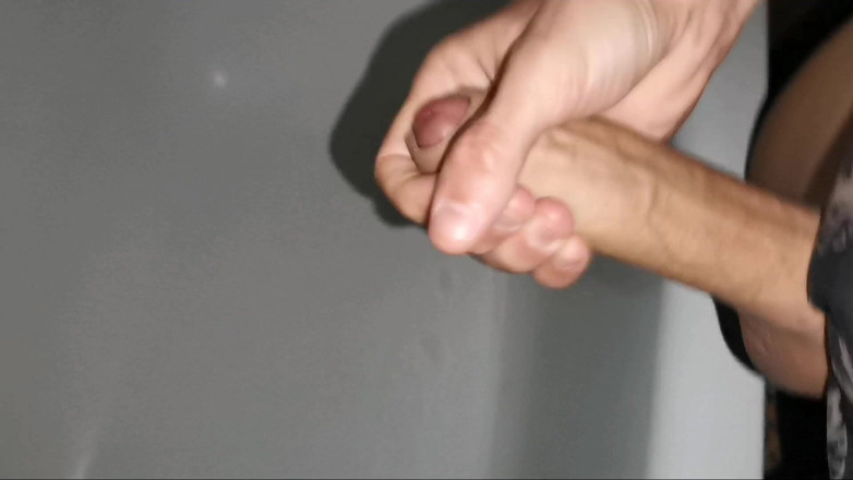 SEXY_GUYBEST: A Very Powerful Stream From a Large Penis