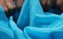 Satin and silky: Chachi&amp;#039;nin mavi yaraklı saten ipeksi şalvarıyla yarak kafasını ovuyor (38)