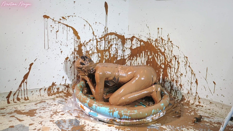 MartinaMagni: Me castigan con grandes cantidades de chocolate