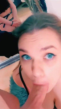 Xxl kutas dla spermy chciwej Anja ona po prostu nie może się ponownie doczekać! Bez względu na to, jak głęboko w niej jest
