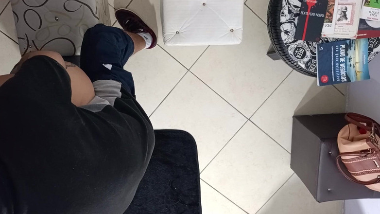 Victor SweetCoupleStories: Nieoczekiwany seks w poczekalni z Nieznajomym.