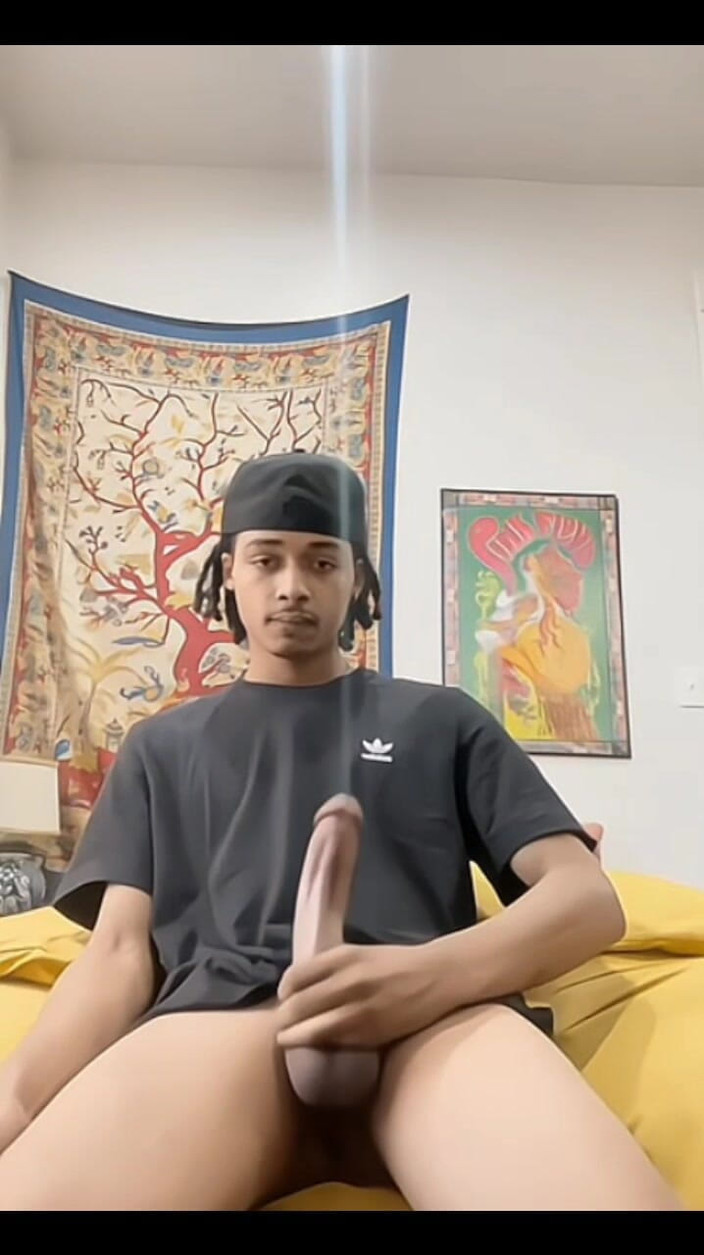 DamagedUnity9: Il simpatico gay accarezza il suo grande nero