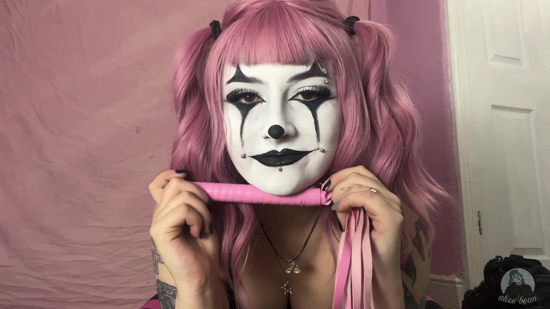 Alice Bean: Cuckles thú cưng