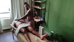 TheBlacKHunterr: Björnen får massage