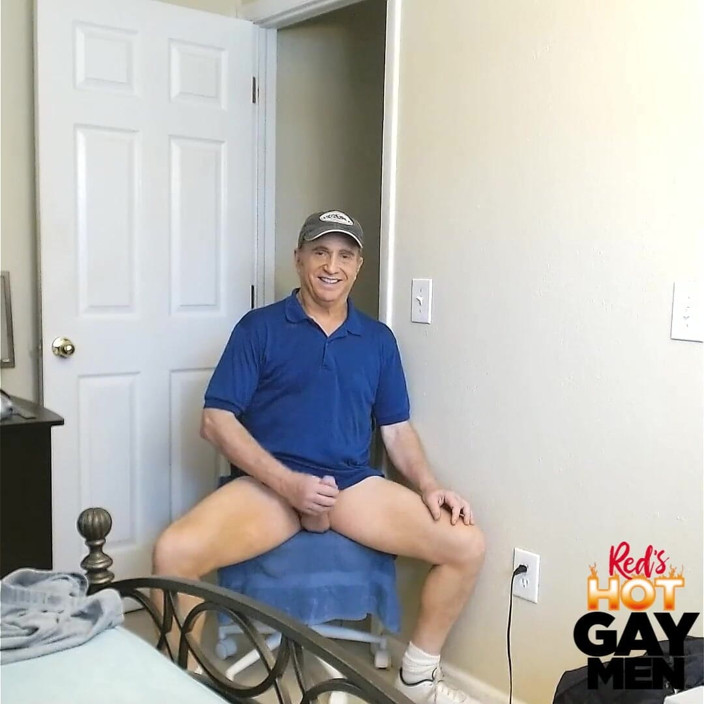Reds Hot Gay Men: Solo La Rossa Accarezza Un Grosso Cazzo