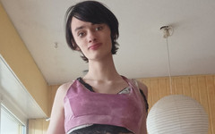 Aliciaquinn: Awek Alicia mengongkek saya dengan pakaian panas