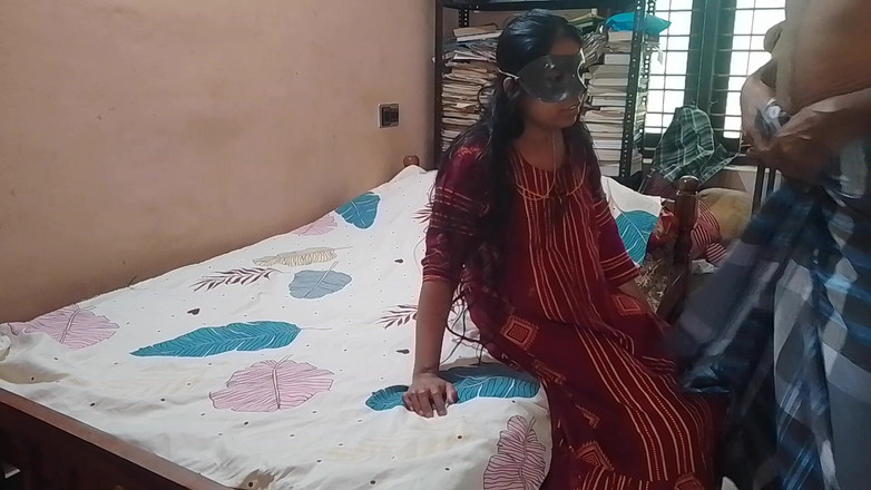 Skydreem1104: Malayali verpleegster Sunita wordt thuis geneukt door haar vriend