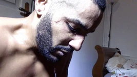 Franțuzoaică curioasă futută de un băiat arab dominant