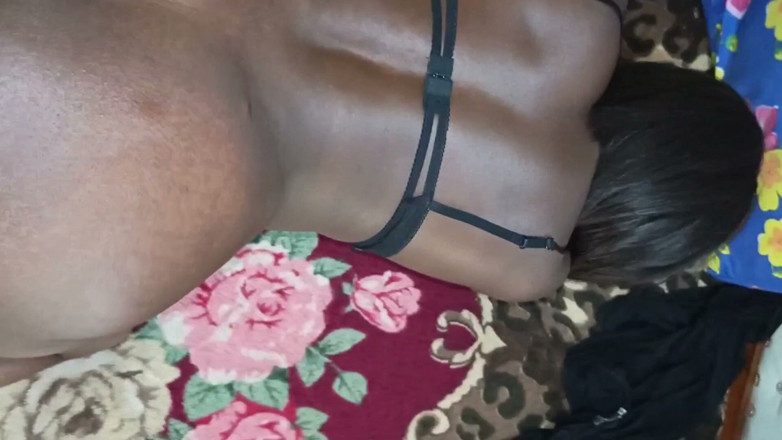 Mbingo237: I Fuck the Pretty Buttocks of My Neighbor's Wife