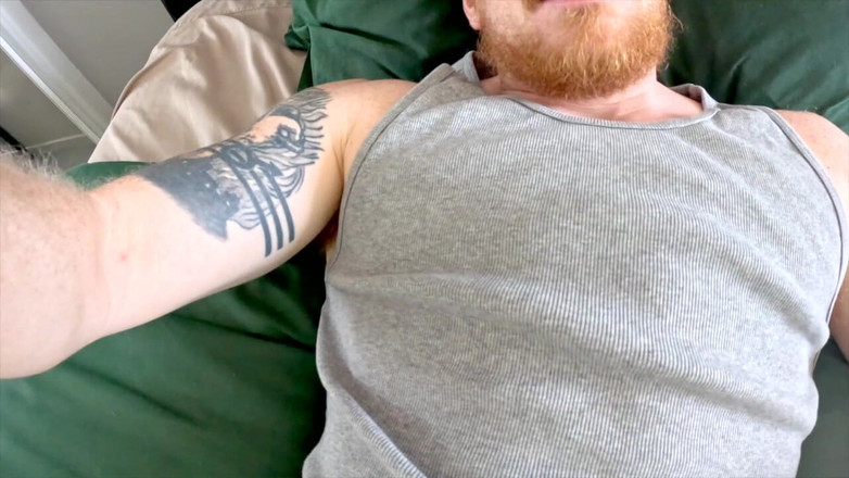 Stevie Trixx: एफटीएम आपके मुंह में वीर्य डालता है, मौखिक निर्देशात्मक vid