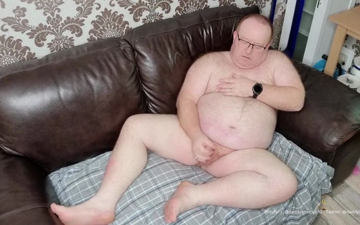 Daddysmudge: Baba kanepede boşalıyor