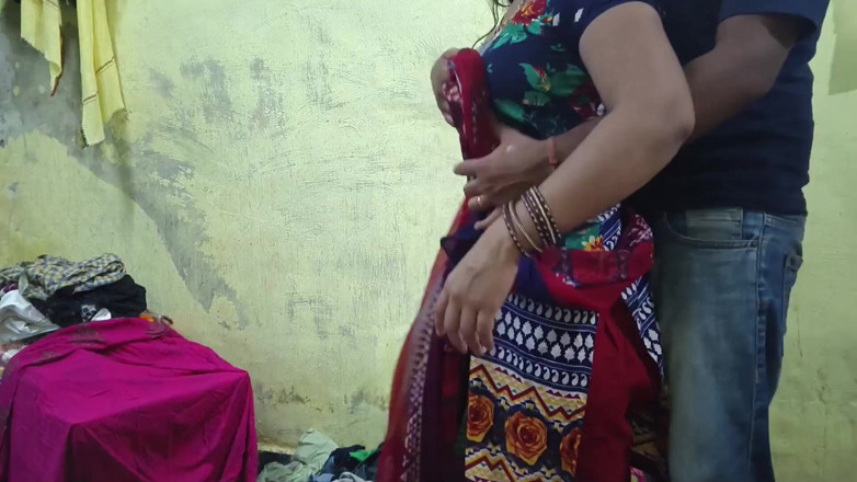 Mumbai Ashu: Left the Clothes Saver at Home