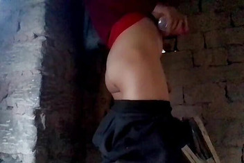 Gangbang straight: Bermain dengan botol di bangsal