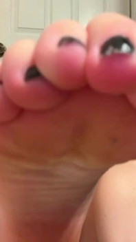 Femdom Dirty Foot Worship