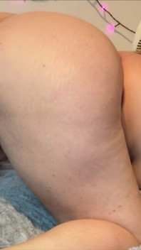 PAWG-MÄDCHEN SUPER GEIL, SPAß MIT RIESIGEN BBC-EIERN TIEF HAT