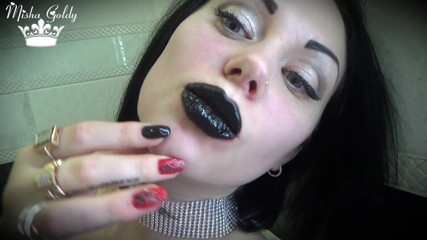 Goddess Misha Goldy: Glossy black lips