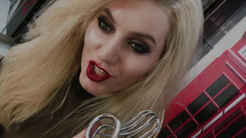Goddess Celine: Dominacja rajstop z czarnym szwem