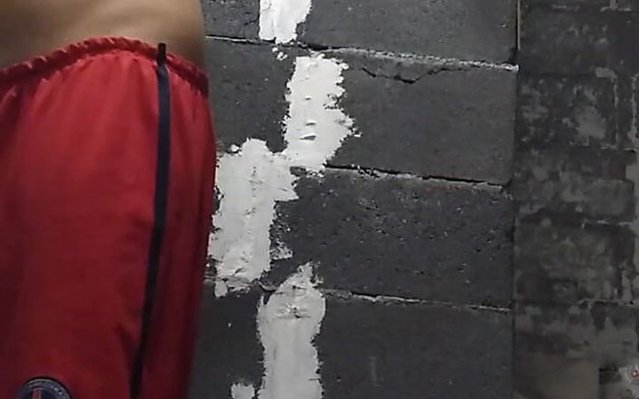 AlexAlejandro13: Um dia cotidiano no chuveiro