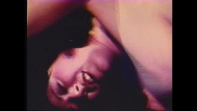 Vintage megastore: Bláznivý úchyl odsává mléko