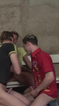 Exclusive video Bareback: Sexy guys with perfect body enjoy fucking anally