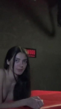 Etero scopa un uomo gay e la sua ragazza