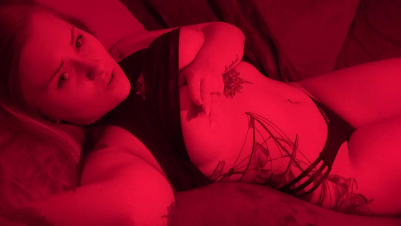 ChandlerKnight: Sensual Fingering
