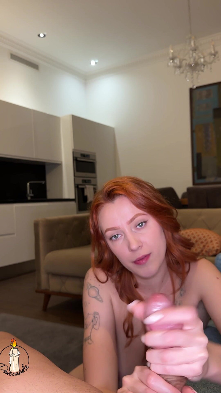 Cherrycandle: Aftrekken met enorme lading! POV-stijl verticaal