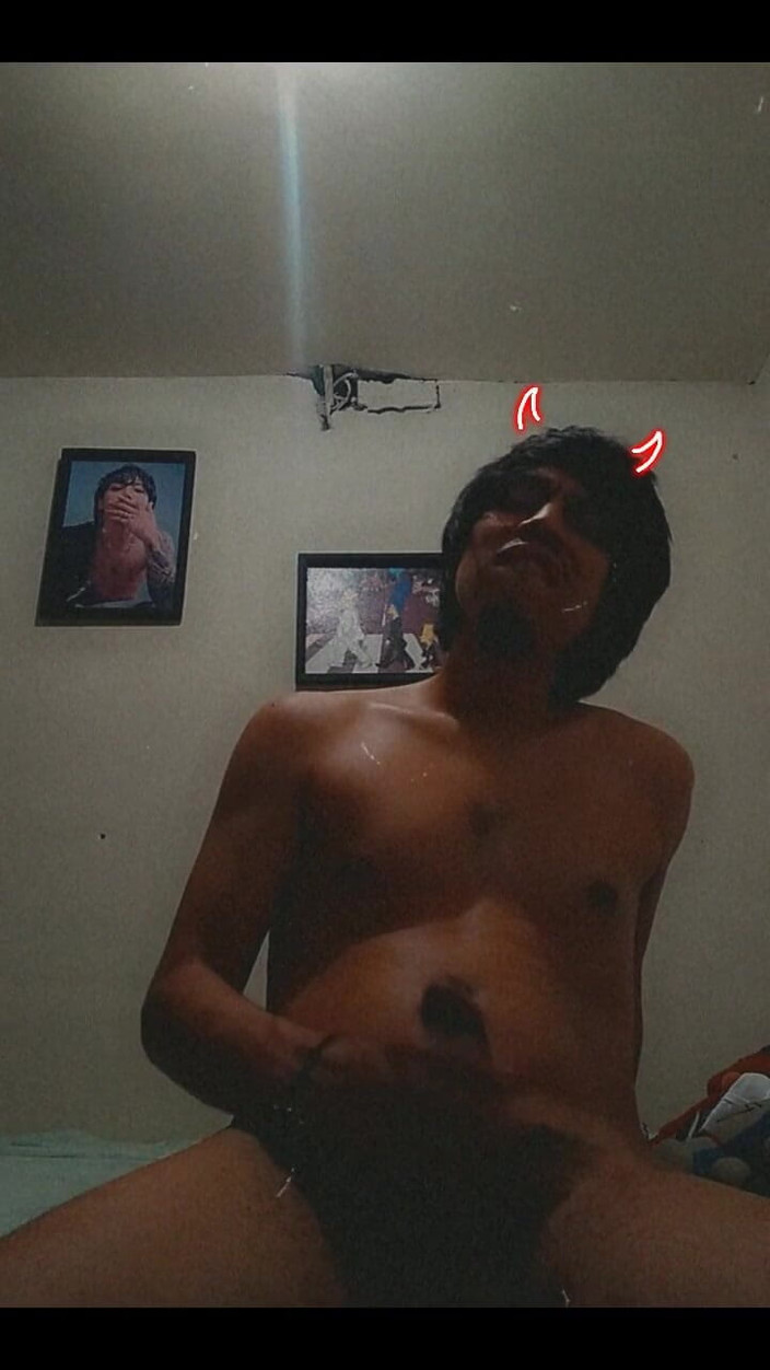 AlexAlejandro13: Sexy dans les cornes