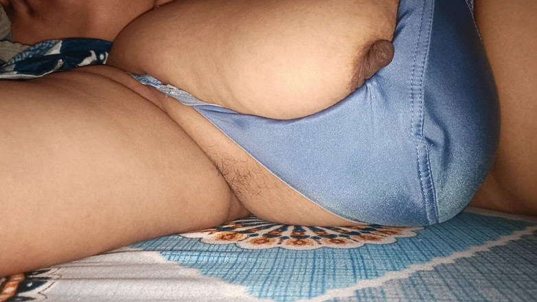 Catchybusty: Zuig dit je Goudzoeker Bhabhi