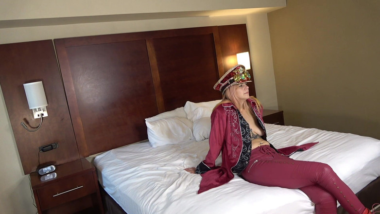 PornoJuice Faphouse: Burning Man - lenda Kesha olhando faz pau preto gozar