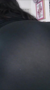 Culo grasso in spandex