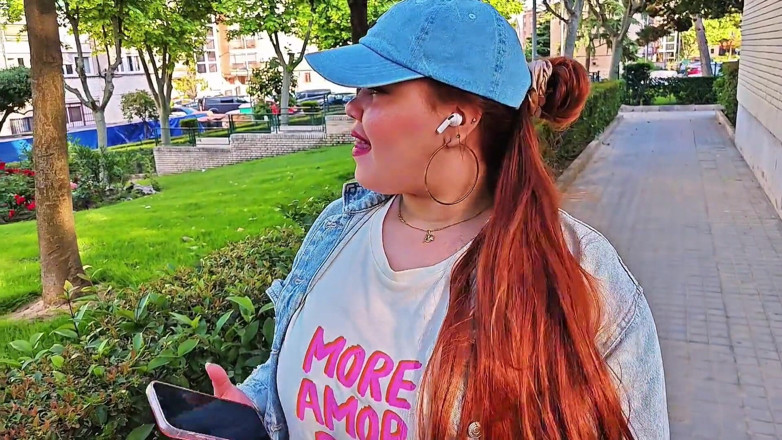 Latincurvyredhead: Żona mojego przyrodniego brata prosi mnie, abym pomógł jej cieszyć...