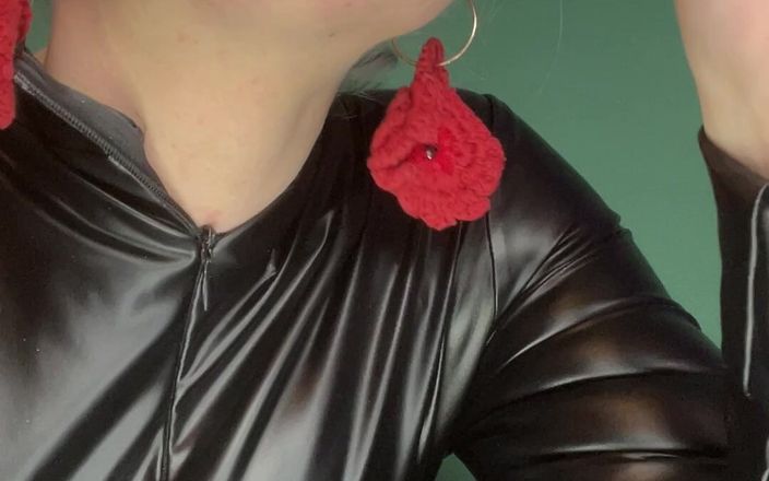 FinDom Goaldigger: Závislost na lesku růžových rtů