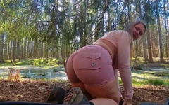 Helt ensam i skogen...