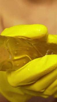 Adik tiri india yang lagi hamil besar lagi asik muasin memeknya pakai dildo sambil ngomong jorok
